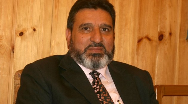 Not against PAGD, but against their lies: Altaf Bukhari
