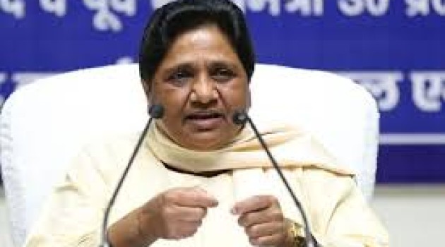 Mayawati breaks BSP-SP Mahagathbandhan in UP