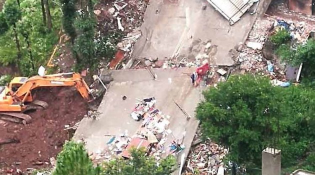 Seven, including six army jawan kill in HP building collapse