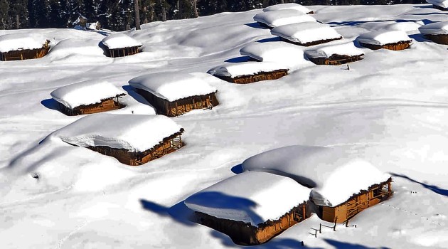 Gulmarg records -6.6°C, rest of Kashmir maintains temperature