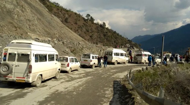 Srinagar-Jammu national highway reopens