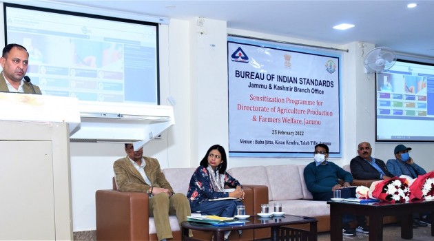 Bureau of Indian Standards (BIS) conducts Sensitization Program at Jammu Kisan Kendra