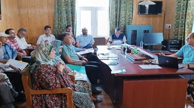 Registrar Cooperative reviews functioning of the Department