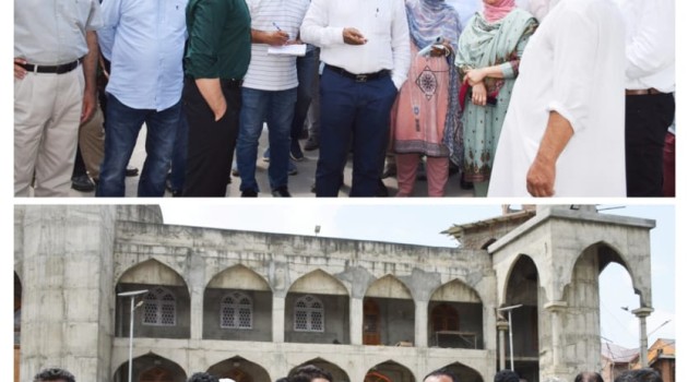 Div Com Kashmir visits Imambaras at Budgam, Magam & Zadibal
