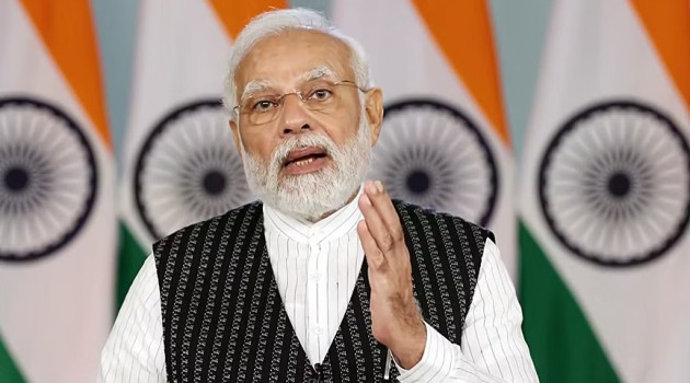 PM Modi pays tributes to Pulwama martyrs