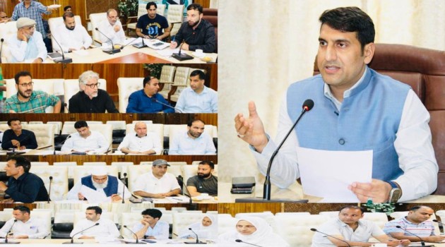 DC Srinagar finalises Action Plan for smooth conduct of SSR of Municipal Electoral Roll-2023