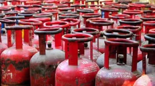 Commercial LPG rate cut by Rs 39.50 per 19-kg cylinder