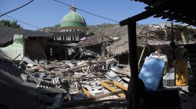 Death toll in Indonesia earthquake reaches 387