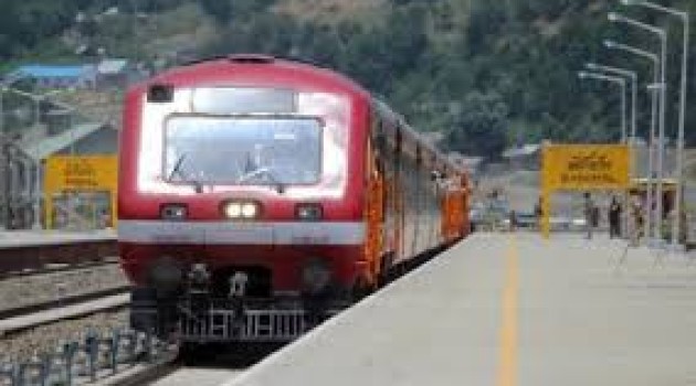 Train service resumes in south Kashmir after four days
