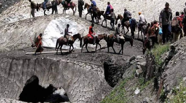 Amarnath yatra resumes from Pahalgam, remaines suspended through Baltal route