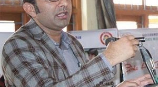 DC Srinagar, the man behind safe and successful evacuation of Kashmiri students stuck in Indian States/ abroad