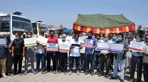 Transporters hold protest in demand of compensation