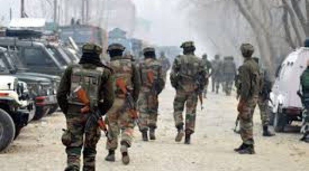 Shopian encounter: Two militants killed, 2 jawans injured, op continues