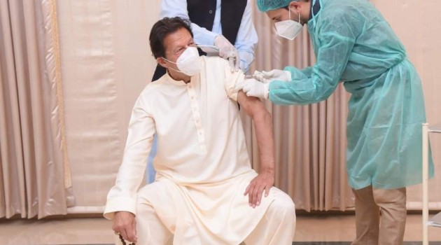 Pakistan Prime Minister Imran Khan tests COVID-19 positive, two days after taking vaccine