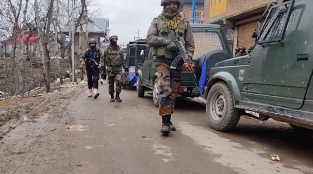 Shopian Encounter: 01 militant killed, operation on