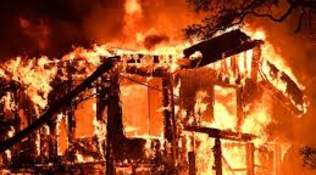 Property worth lakhs of rupees destroyed in devastating fire in south Kashmir