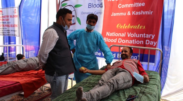 Red Cross, J&K celebrates National Voluntary Blood Donation Day in Srinagar