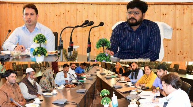 DC Ganderbal chairs introductory meeting with DDC