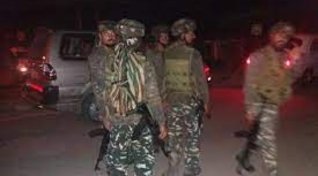 Central Kashmir: Pre Dawn Encounter breaks out in Soura, one militant killed