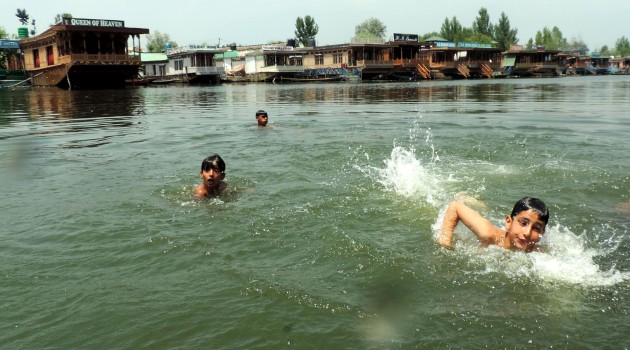 Minimum Temp Hovers Above Normal In Kashmir