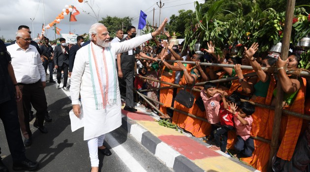 PM Modi thanks Gujarat for “affection”, highlights bits from tour