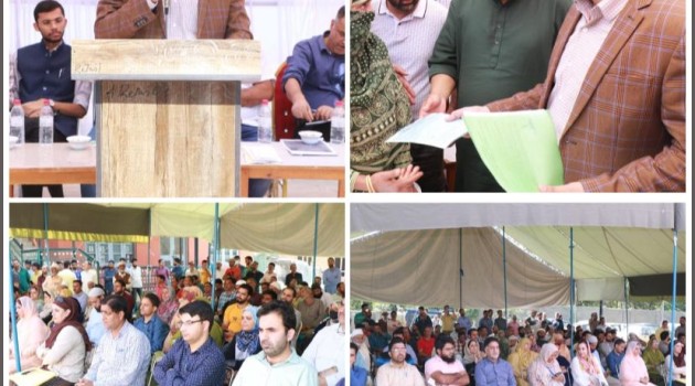 DC Srinagar holds Public Grievance Redressal Camp at Khimber