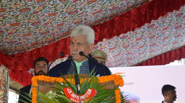 Lt Governor inaugurates IOCL’s LPG bottling plant at Anantnag
