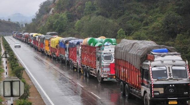 Div. Admin Kmr rebuts news item regarding stopping of trucks on NH, published by Dainik Bhaskar