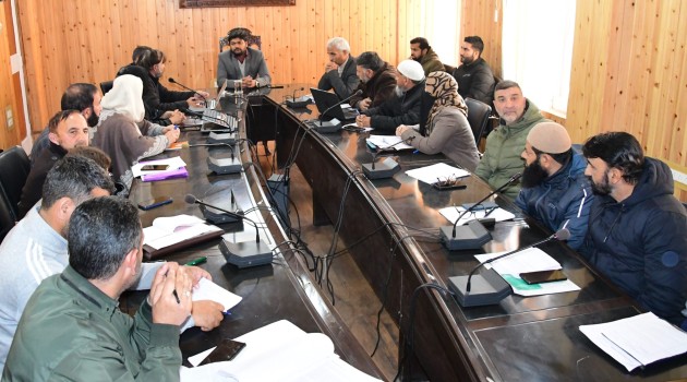 DC Ganderbal calls for involvement of all stake holders for sustainable development of the Education sector in district