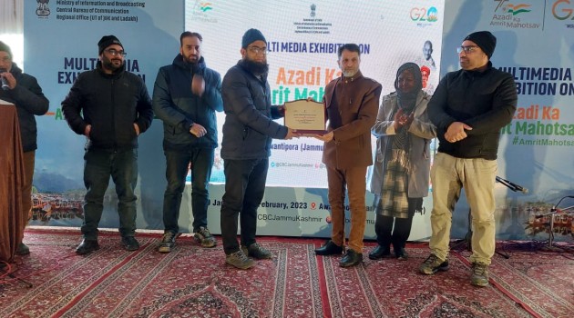Three-day Multimedia Exhibition cum Outreach Program by CBC concludes in Awantipora