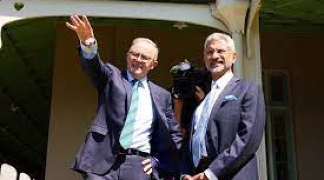 EAM calls on Australian PM in Sydney