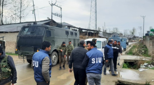 Militancy Case: SIU Conducting Searches At LeT Commander’s House In Pulwama