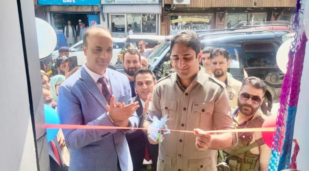Bandhan Bank opens branches in Srinagar and Leh, on its Eighth Anniversary