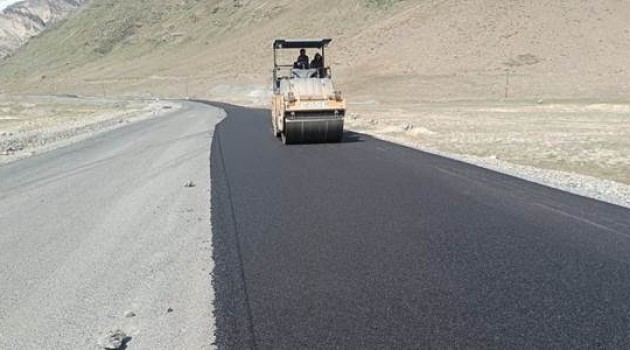 Nitin Gadkari says  Kargil-Zanskar Intermediate Lane on National Highway 301 being upgraded