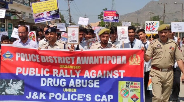 Police Organize Awareness Rally Against Drug Abuse in Awantipora