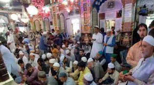 Urs of Makhdoom Sahib celebrated in Kashmir