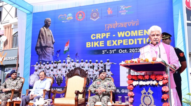 Lt Governor flags off CRPF Women Bike Expedition ‘Yashasvini’ from the iconic Lal Chowk, Srinagar