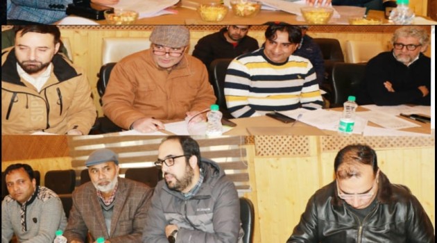Roll Observer Div Com reviews arrangements for Summary Revision of Photo Electoral Rolls in District Srinagar