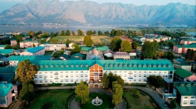 J&K: NIT suspends class work after protests over a social media post
