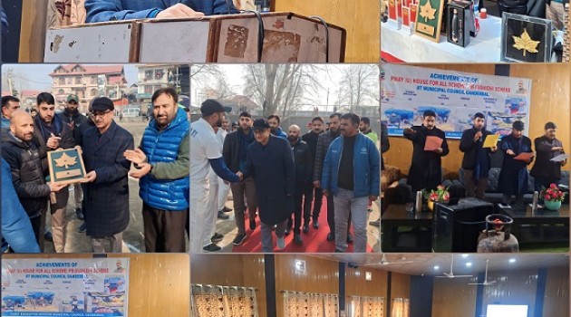 Director Sericulture visits Ganderbal, presides over VBSY proceeding at Town Hall