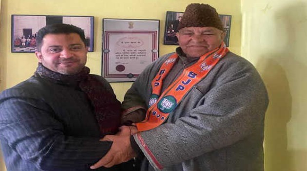 Padma Shri awardee Ghulam Mohammad Mir joins BJP in Kashmir