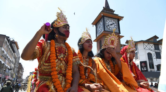 Shoba Yatra taken out by Kashmiri pandits to celebrate Ram Navami in Srinagar