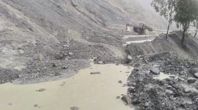 Traffic movement halted on Jammu-Srinagar highway after landslide