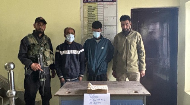 Police arrest two drug Peddlers in Handwara