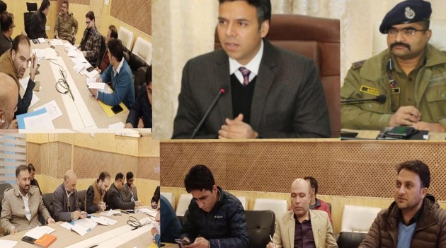 Lok Sabha Elections 2024: DEO Srinagar finalizes Plan for transportation of Polling Staff, EVMs & other election related material