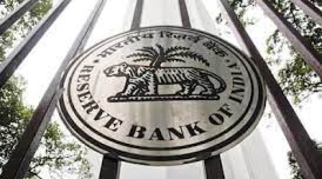 RBI proposes cash deposits through UPI; widens digital currency for retail