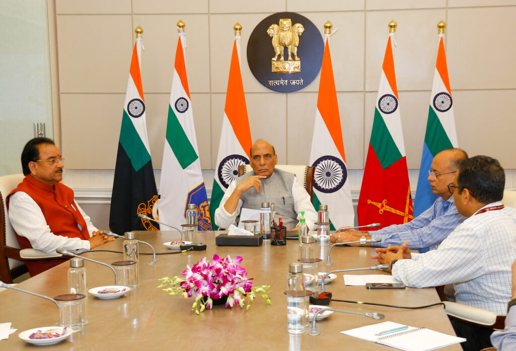 Ashan Raksha Raksha Mantri Shri Rajnath Singh reviews DefExpo 2022 preparations in ...